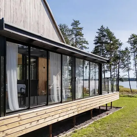 Pickala - Design - Seafront - Hot Tub Вилла